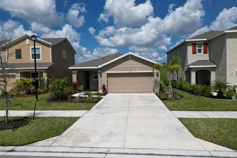 10770 SW Vasari Way, Port St. Lucie FL 34987