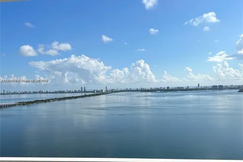 600 NE 27th St # 3003, Miami FL 33137