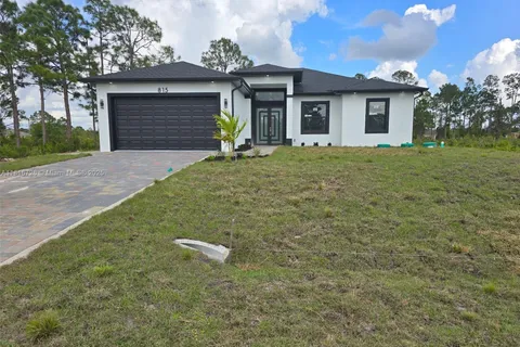 815 Anaconda Ave S, Lehigh Acres FL 33974