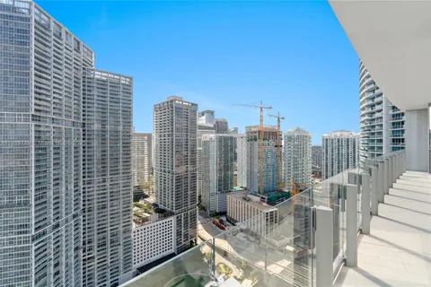300 Biscayne Blvd Way # 3506, Miami FL 33131