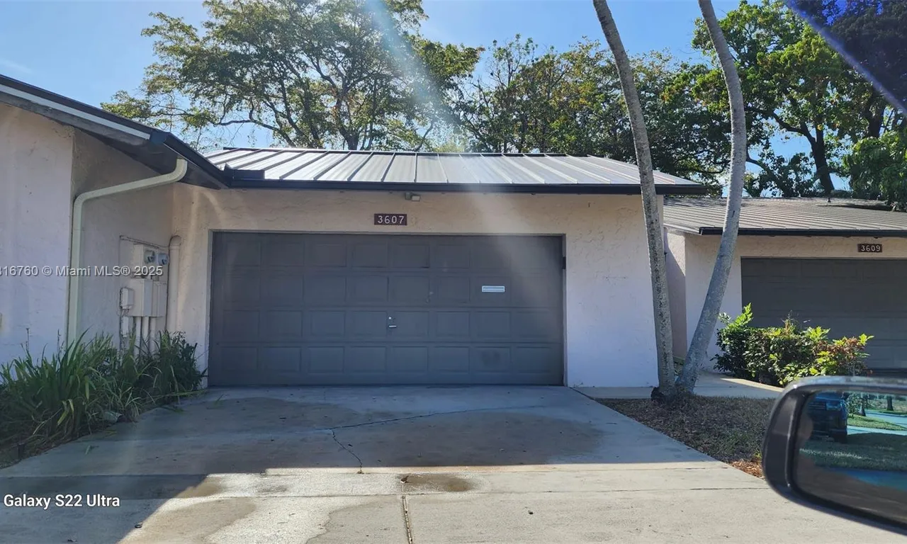 3607 Lime Hill Rd # 195, Lauderhill FL 33319