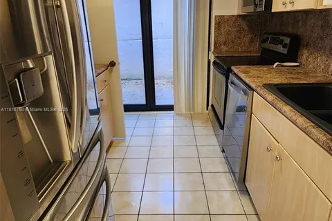 3607 Lime Hill Rd # 195, Lauderhill FL 33319