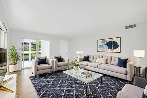 1801 Eleuthera Pt # A2, Coconut Creek FL 33066