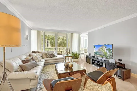 21055 YACHT CLUB DR. # 502, Aventura FL 33180