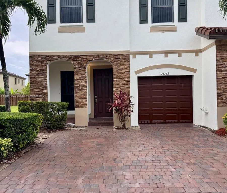 23762 SW 118th Ave, Homestead FL 33032