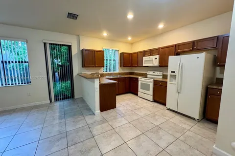 23762 SW 118th Ave, Homestead FL 33032