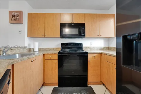 8730 N Sherman Cir # 503, Miramar FL 33025