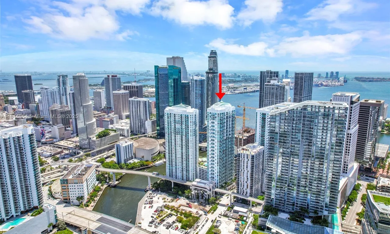 41 SE 5th St # 517, Miami FL 33131