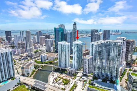 41 SE 5th St # 517, Miami FL 33131