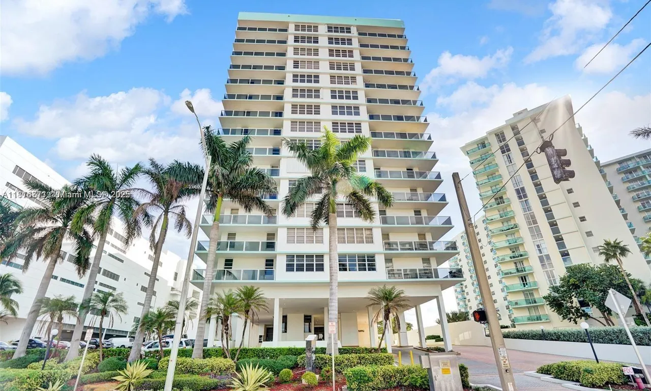 3725 S Ocean Dr # 1224, Hollywood FL 33019