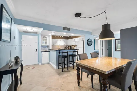 3725 S Ocean Dr # 1224, Hollywood FL 33019