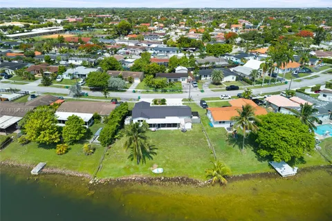 3751 SW 124th Ct, Miami FL 33175