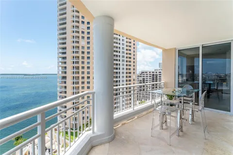 848 Brickell Key Dr # 1601, Miami FL 33131