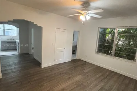 721 15th St # 5, Miami Beach FL 33139