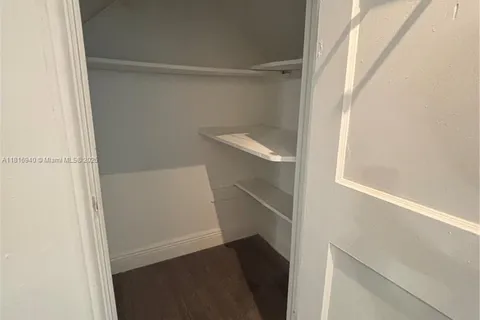 721 15th St # 5, Miami Beach FL 33139