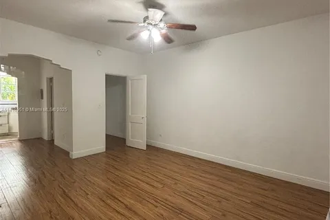 721 15th St # 1, Miami Beach FL 33139