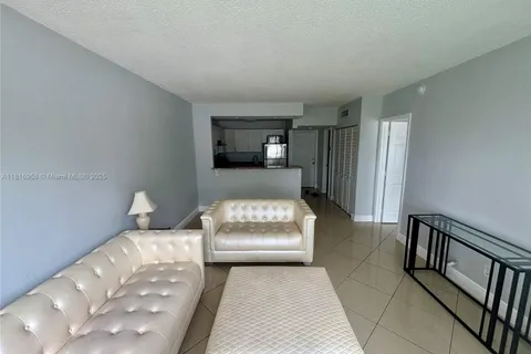 251 SE 6th Ave # 3, Pompano Beach FL 33060