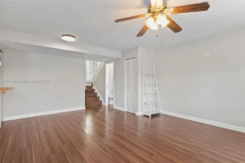 6820 SW 45th Ln # 140, Miami FL 33155