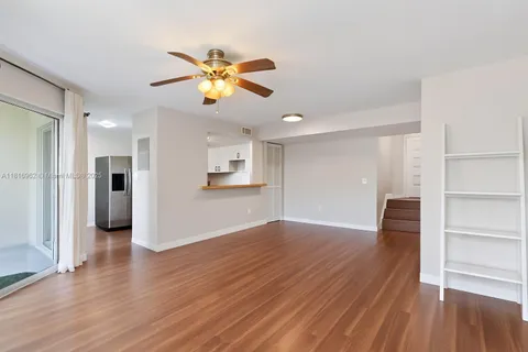 6820 SW 45th Ln # 140, Miami FL 33155