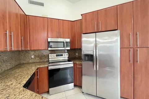465 Somerset Way # 465, Weston FL 33326