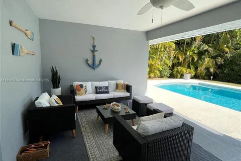 107 Paddock St, Sebastian FL 32958