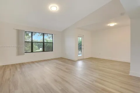 4341 W Mcnab Rd # 15, Pompano Beach FL 33069
