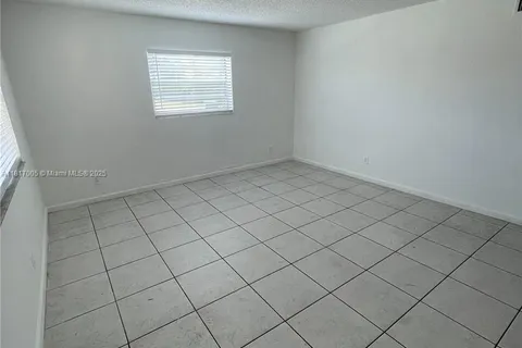 6034 SW 37th St # 10, Miramar FL 33023