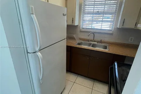 6034 SW 37th St # 10, Miramar FL 33023