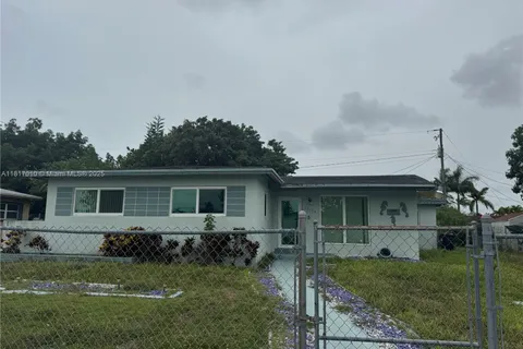 12120 SW 185th Ter, Miami FL 33177