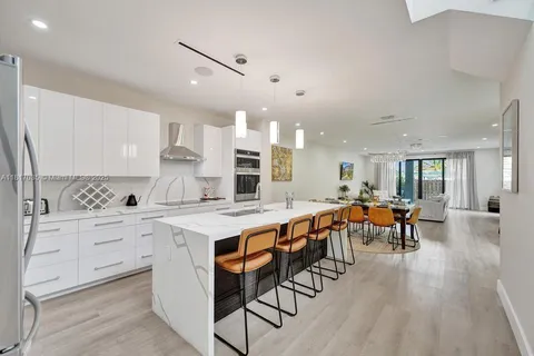 1101 NE 16th Ter # 1, Fort Lauderdale FL 33304