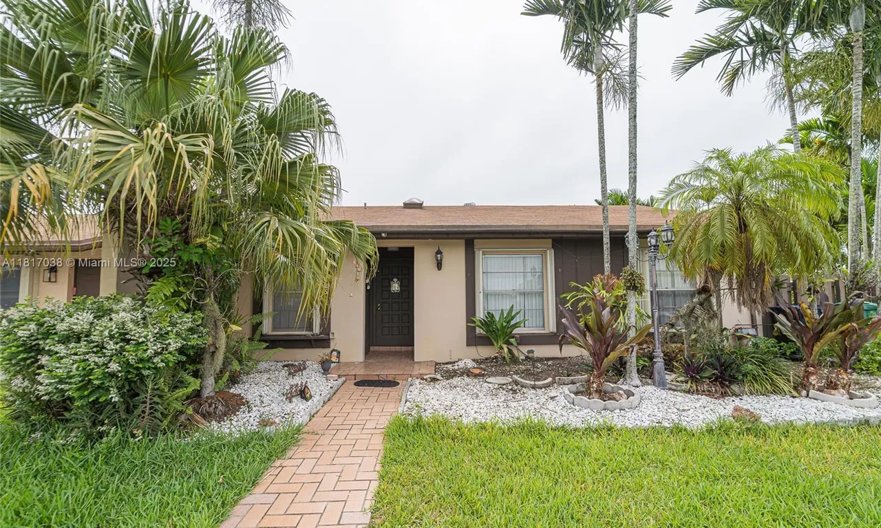 12023 SW 110th St Cir E # 0, Miami FL 33186