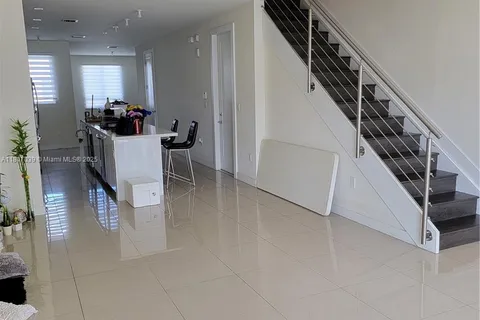 6310 NW 103rd Pl # 202, Doral FL 33178