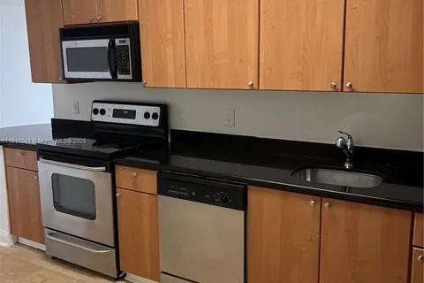 401 69th St # 1607, Miami Beach FL 33141
