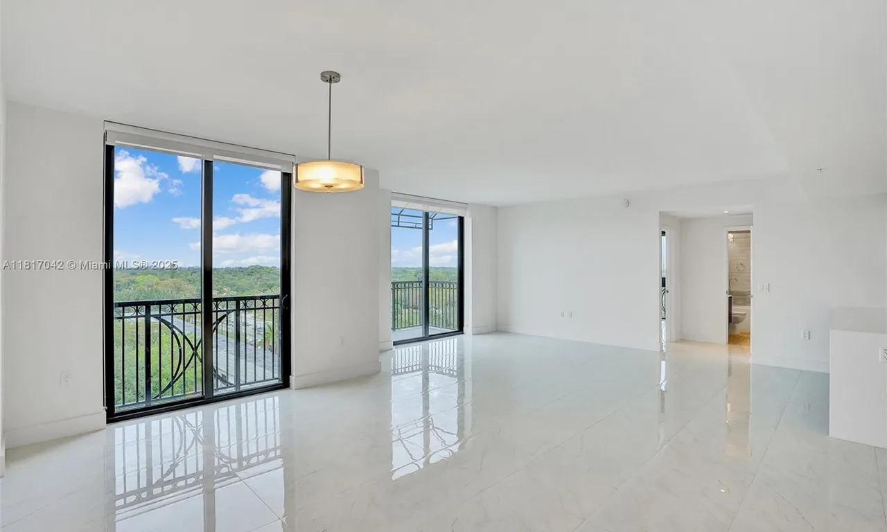 301 Altara Ave # 835, Coral Gables FL 33146