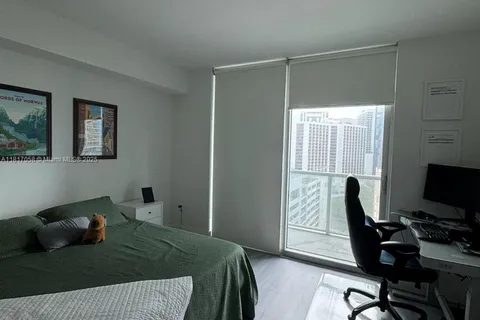 500 Brickell Ave # 1705, Miami FL 33131