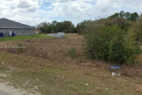 334 Gretchen Ave S, Lehigh Acres FL 33973