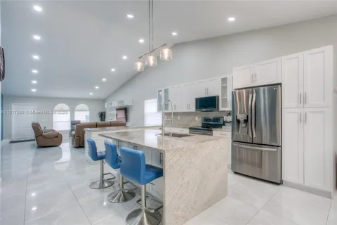 10631 NW 32nd Ct, Coral Springs FL 33065