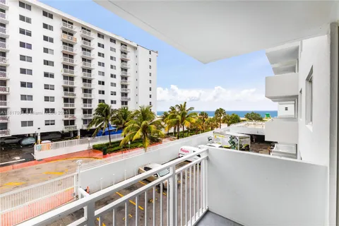 345 Ocean Dr # 321, Miami Beach FL 33139
