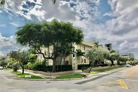110 Salamanca Ave # 207, Coral Gables FL 33134