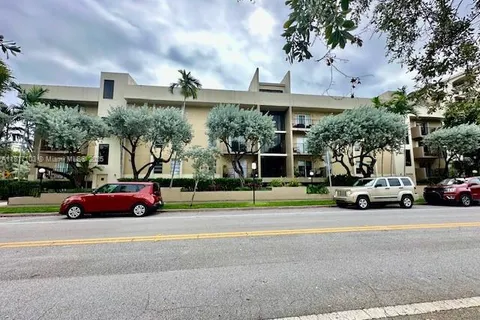 110 Salamanca Ave # 207, Coral Gables FL 33134