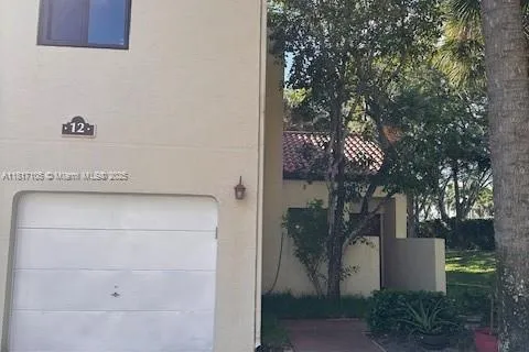 12 Via De Casas Sur # 104, Boynton Beach FL 33426