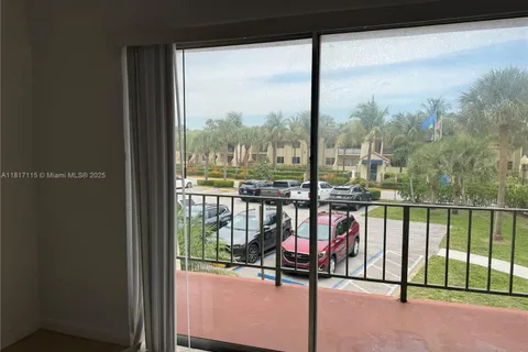 14034 SW 90th Ave, Miami FL 33176