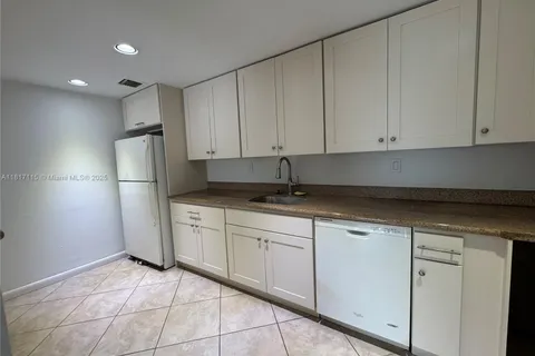 14034 SW 90th Ave, Miami FL 33176
