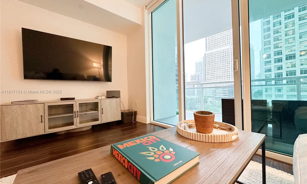951 Brickell Ave # 601, Miami FL 33131
