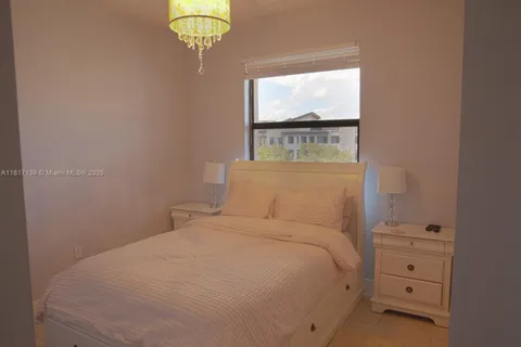 7815 NW 104th Ave # 32, Doral FL 33178