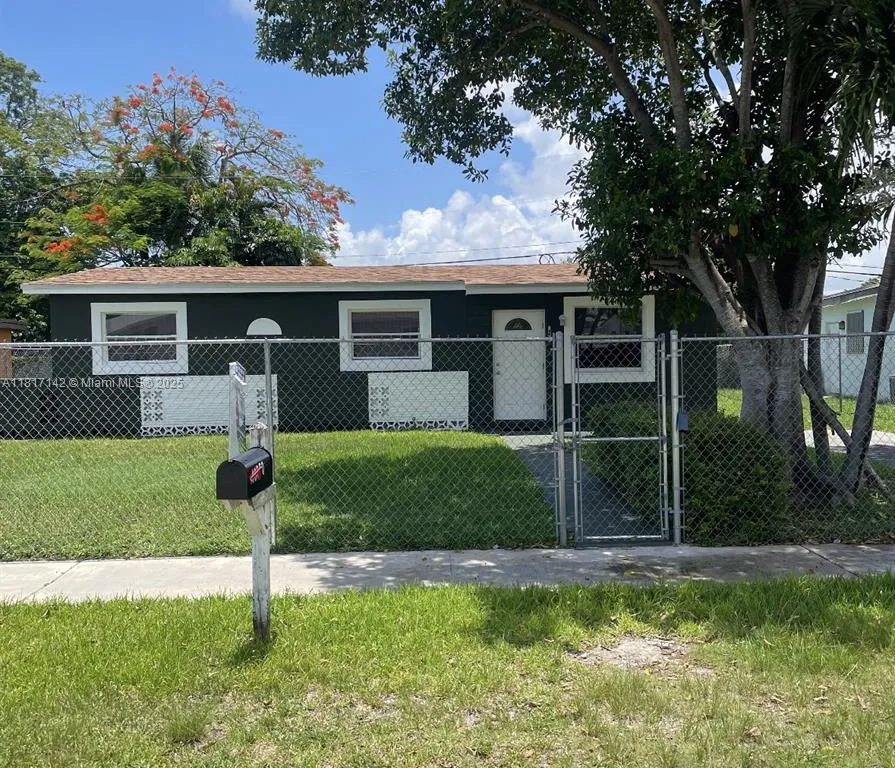10850 SW 221st St, Miami FL 33170