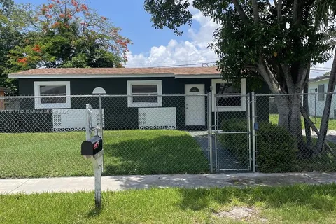 10850 SW 221st St, Miami FL 33170