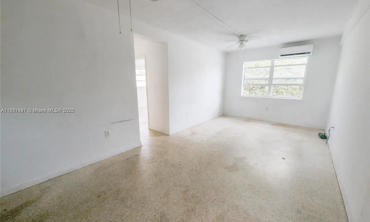 2000 NW 29th St # 6, Miami FL 33142