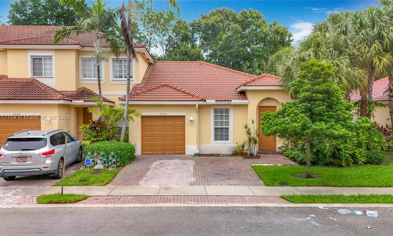 3256 NW 31st Ter, Oakland Park FL 33309