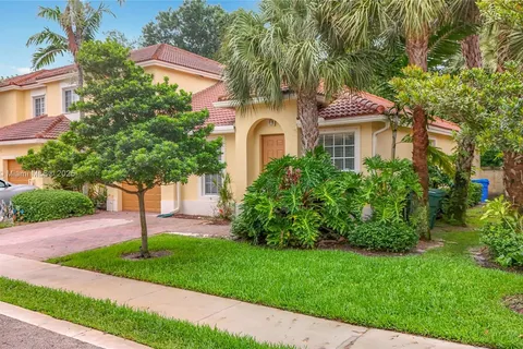 3256 NW 31st Ter, Oakland Park FL 33309